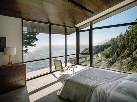 Big Sur’s Fall House