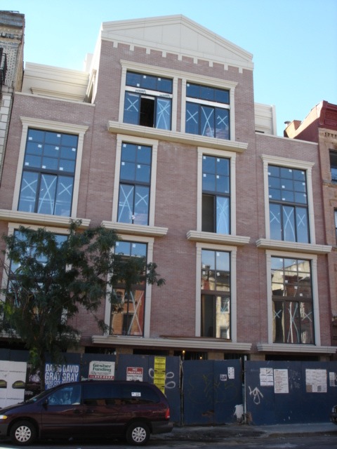 164 Grand Street, Brooklyn